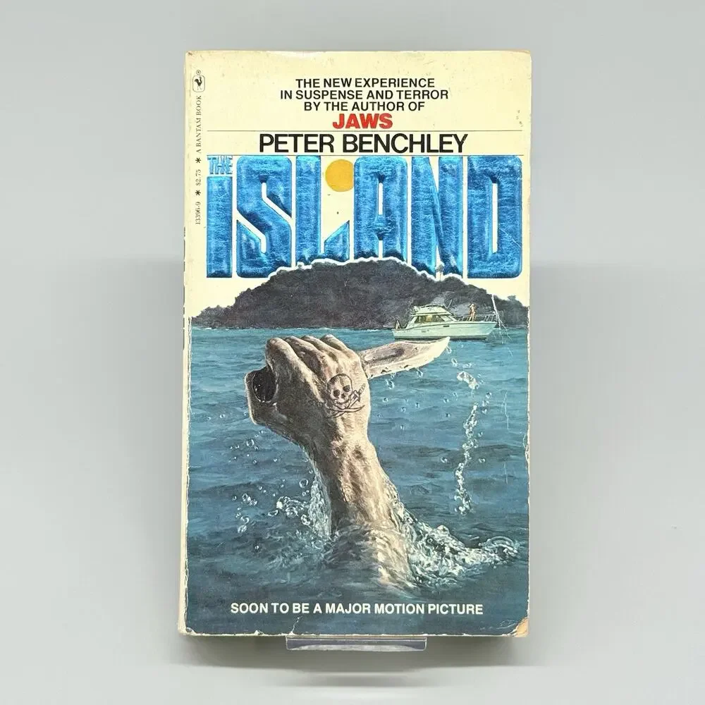 The Island by Peter Benchley 1980 Trade Paperback Book